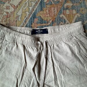 Hollister Light colored jogger shorts